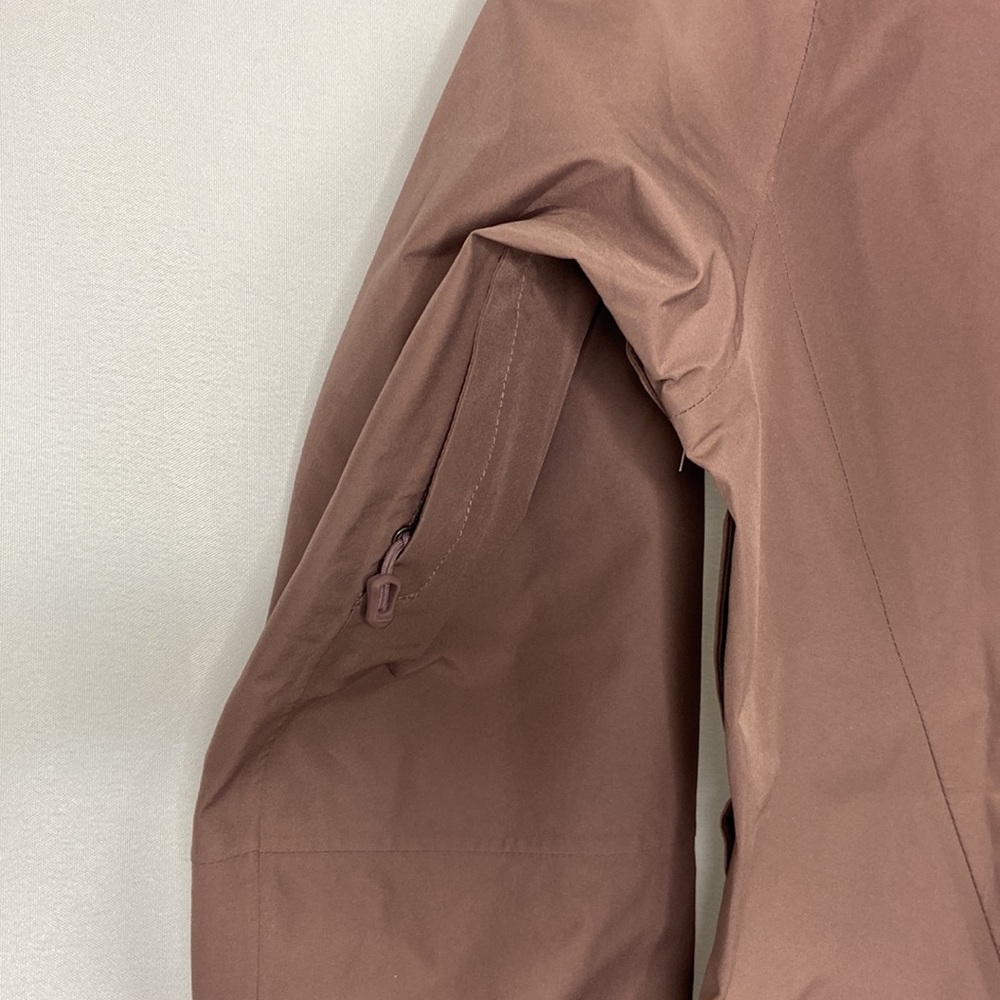 Marmot Minimalist Waterproof Jacket Dream State Purple Size Small NWT - Picture 6 of 7